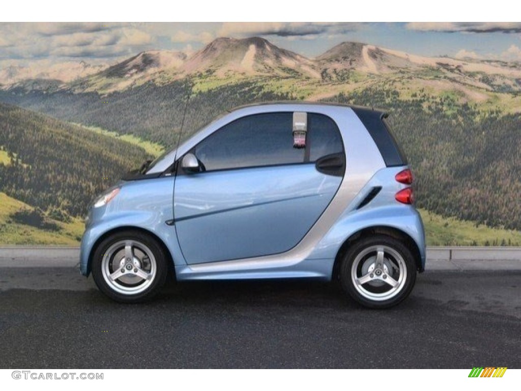2013 fortwo passion coupe - Blue Metallic / Crystal Grey Leather photo #6