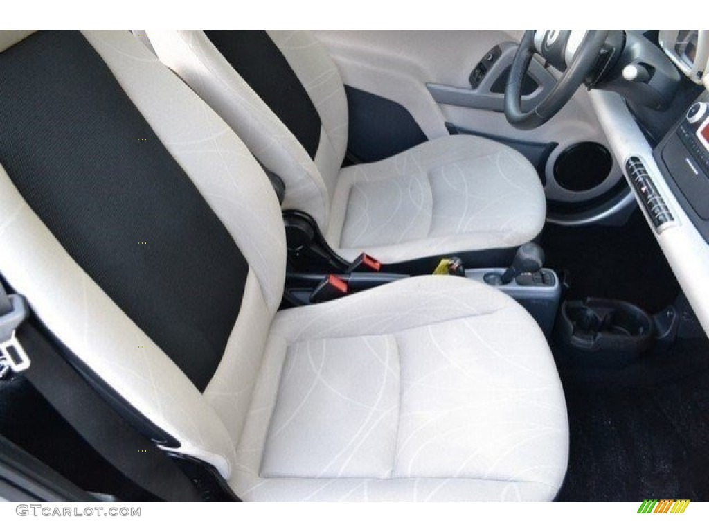 2013 fortwo passion coupe - Blue Metallic / Crystal Grey Leather photo #16