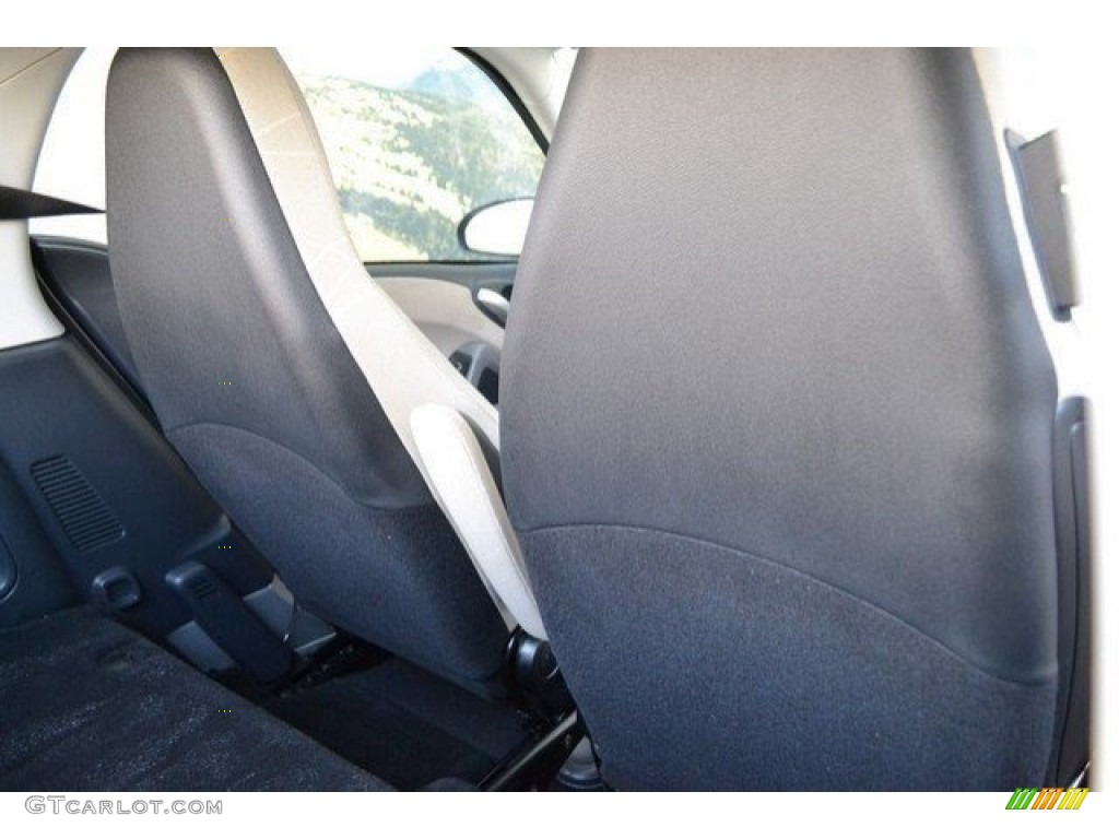 2013 fortwo passion coupe - Blue Metallic / Crystal Grey Leather photo #19
