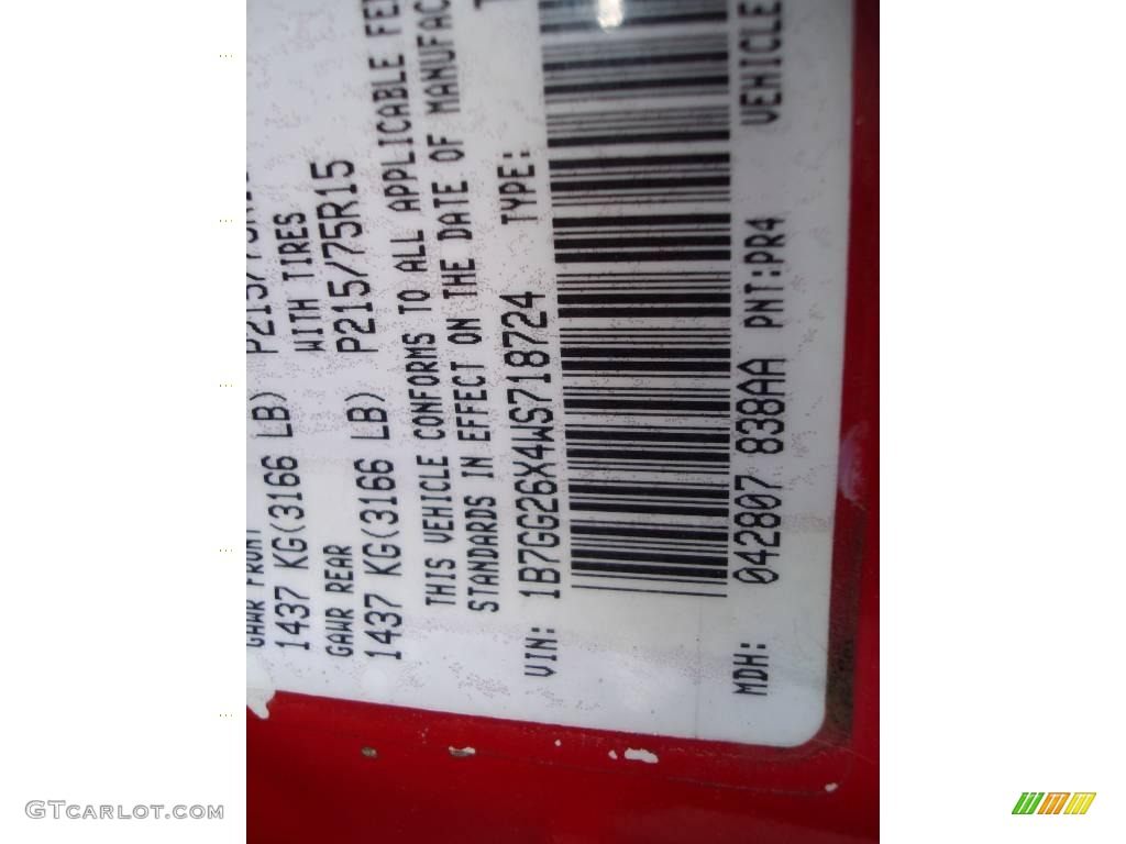 1998 Dakota Sport Regular Cab 4x4 - Flame Red / Agate photo #28