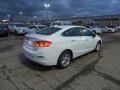 Summit White - Cruze LT Photo No. 4