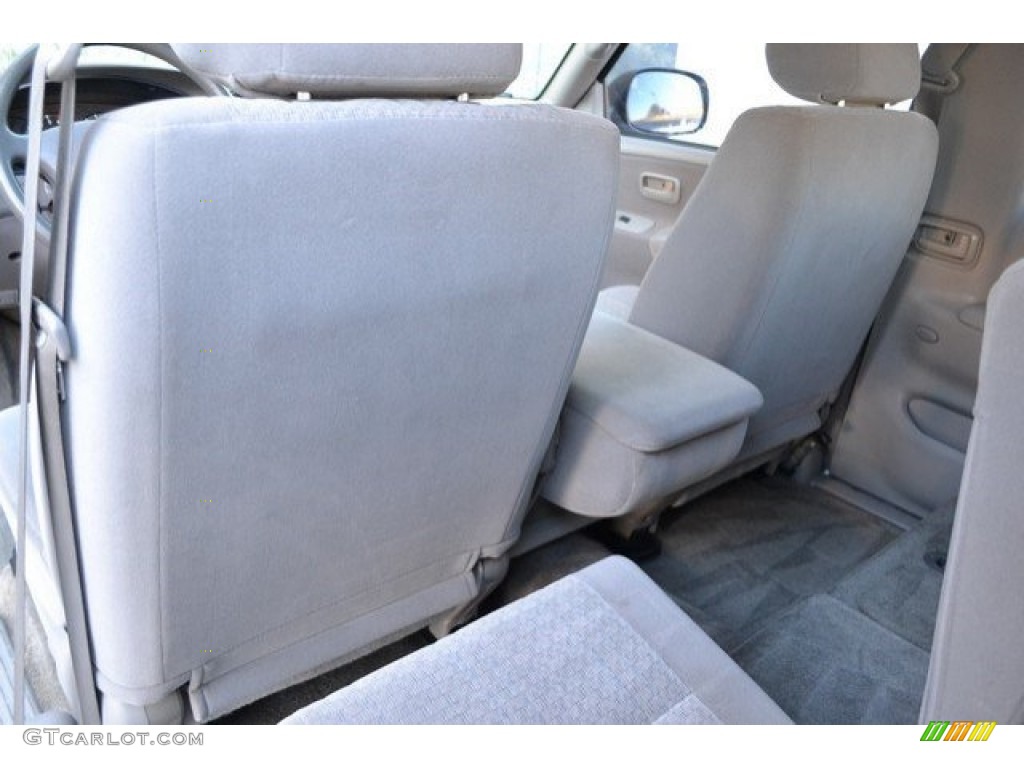 2003 Tundra SR5 Access Cab 4x4 - Natural White / Gray photo #19