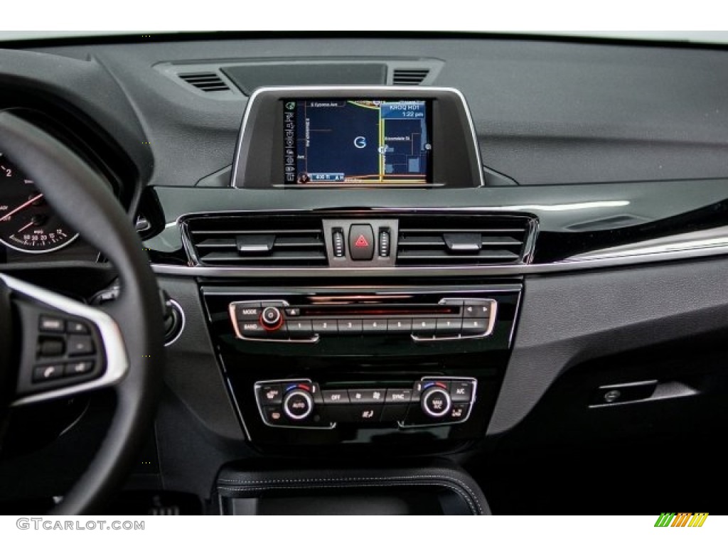 2017 X1 sDrive28i - Mediterranean Blue Metallic / Oyster photo #5