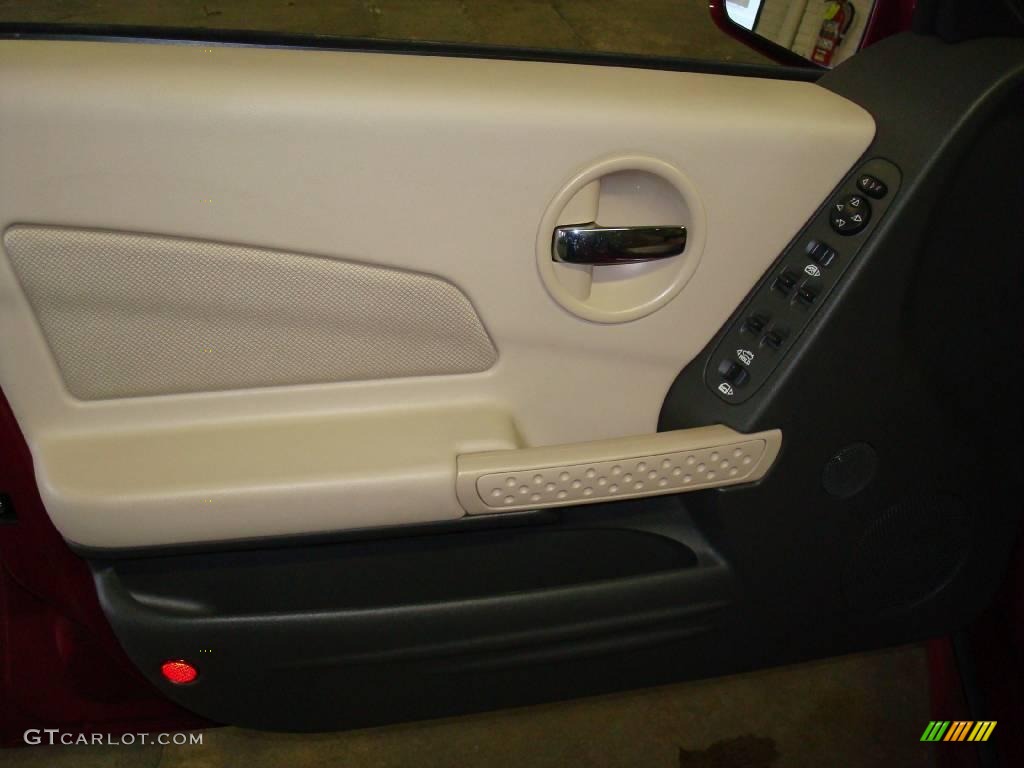 2005 Grand Prix GT Sedan - Sport Red Metallic / Parchment/Dark Pewter photo #11