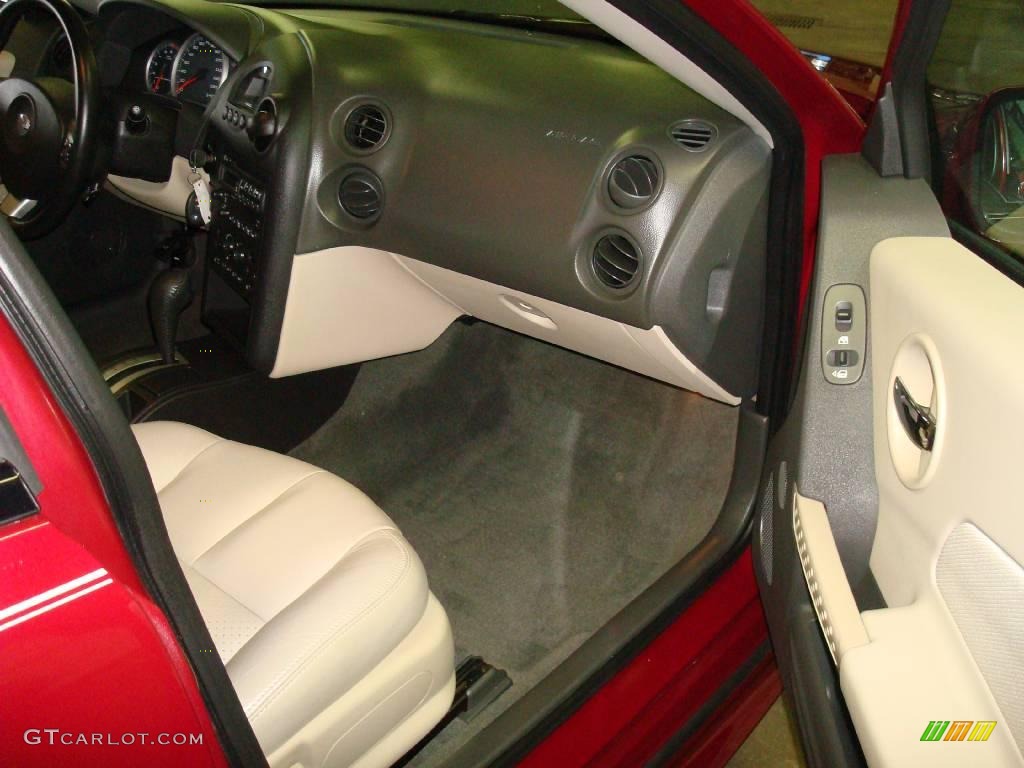 2005 Grand Prix GT Sedan - Sport Red Metallic / Parchment/Dark Pewter photo #13