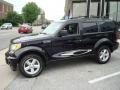 Black - Nitro SLT 4x4 Photo No. 9