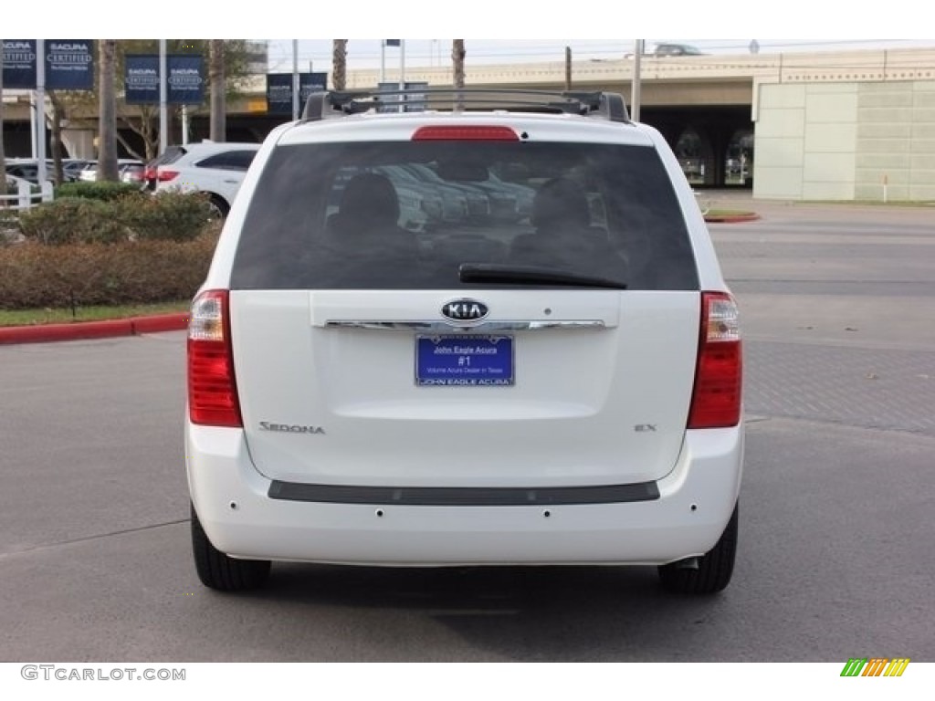 2006 Sedona EX - White / Beige photo #6