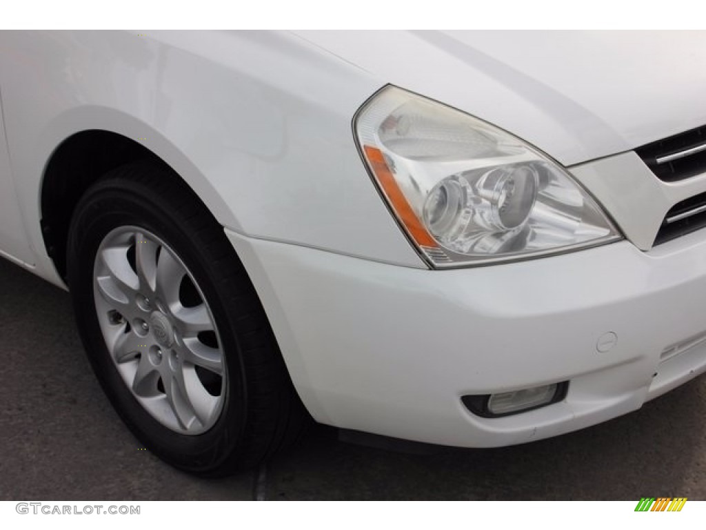 2006 Sedona EX - White / Beige photo #10