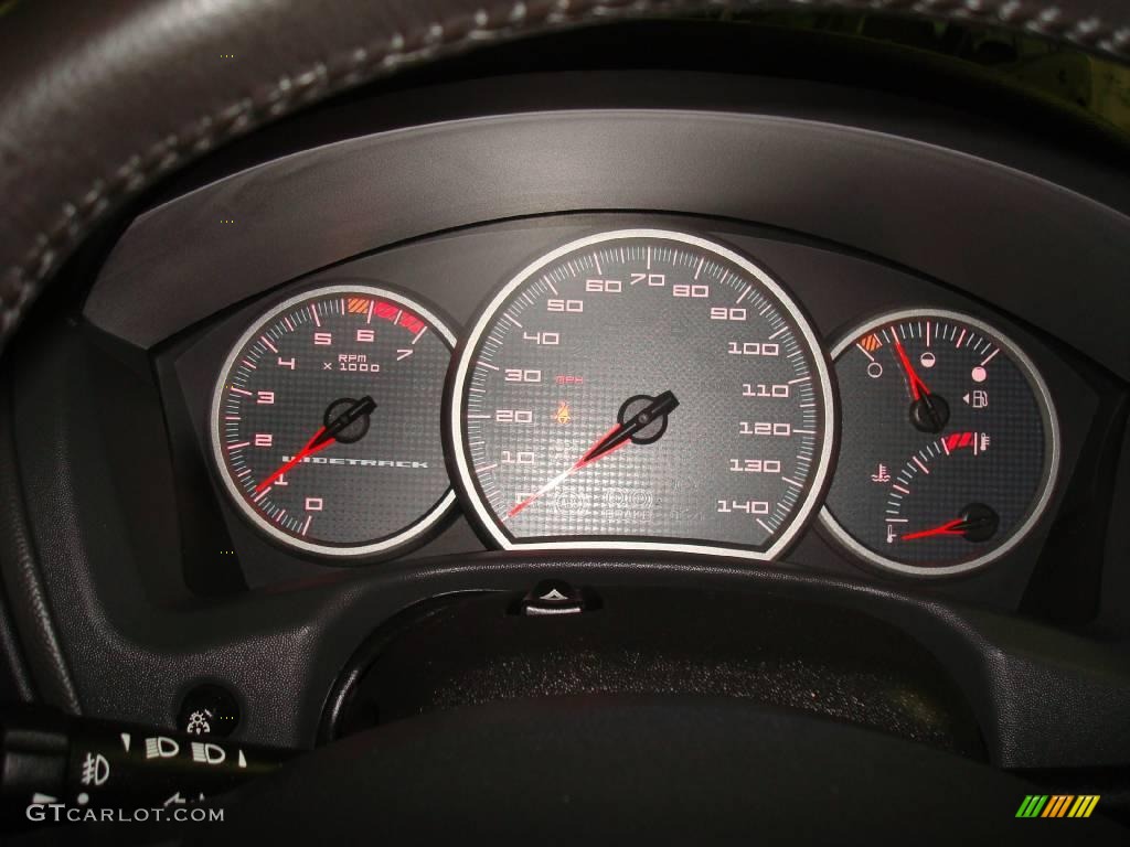 2005 Grand Prix GT Sedan - Sport Red Metallic / Parchment/Dark Pewter photo #26