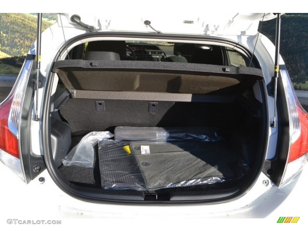 2016 Prius c Two - Moonglow / Black photo #8