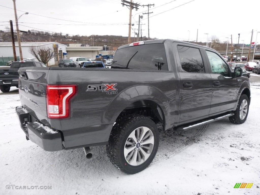 2017 F150 XLT SuperCrew 4x4 - Magnetic / Black photo #3