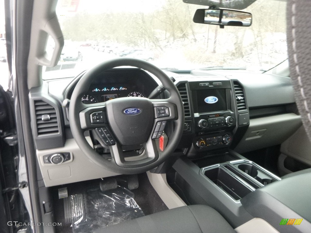 2017 F150 XLT SuperCrew 4x4 - Lithium Gray / Black photo #13