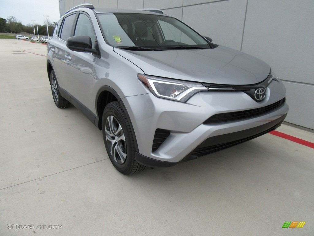 Silver Sky Metallic 2017 Toyota RAV4 LE Exterior Photo #117854077