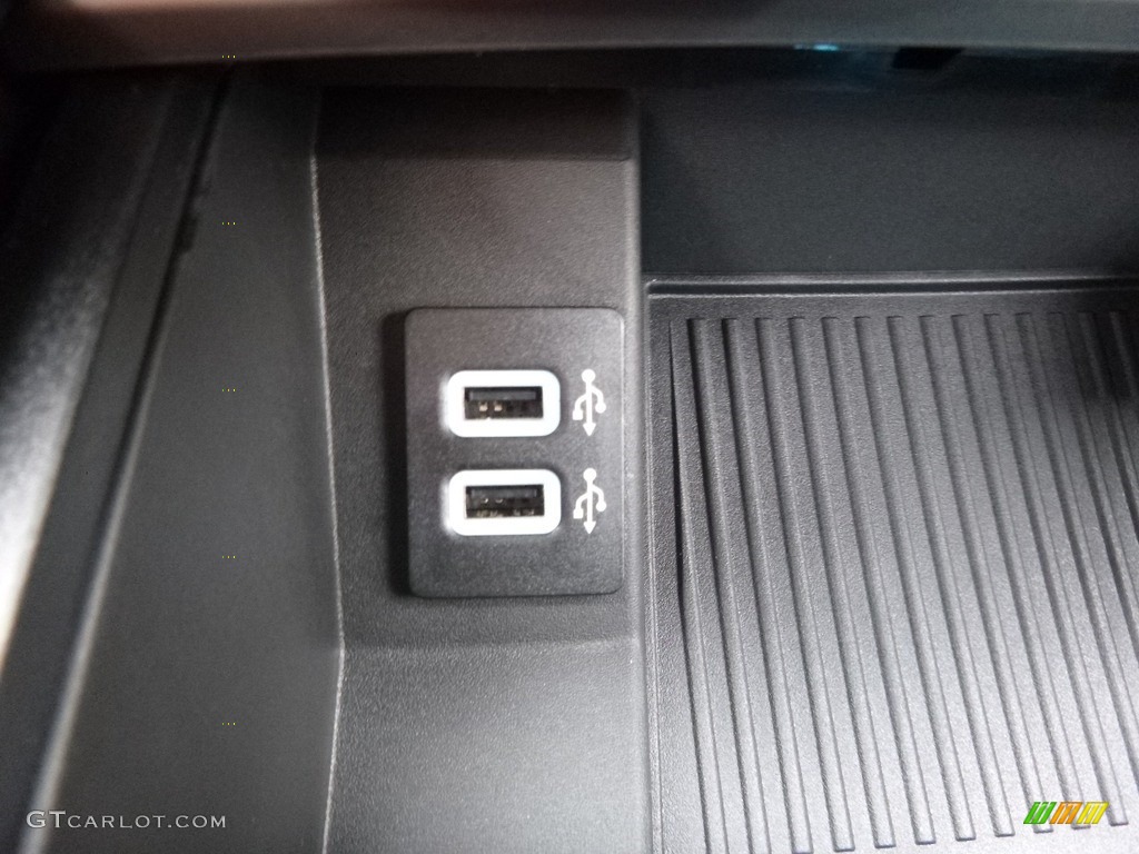 2017 F150 XLT SuperCrew 4x4 - Lightning Blue / Black photo #19