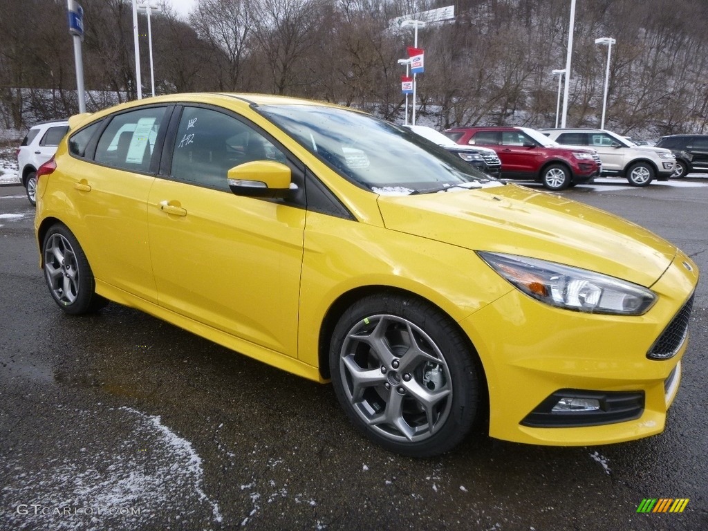 Triple Yellow 2017 Ford Focus ST Hatch Exterior Photo #117854908