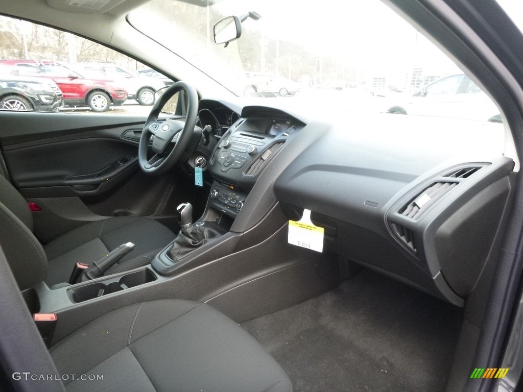 2017 Ford Focus S Sedan Dashboard Photos