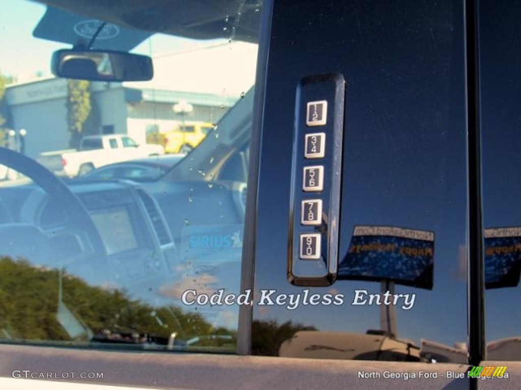 2017 F150 Lariat SuperCrew 4X4 - Oxford White / Light Camel photo #28