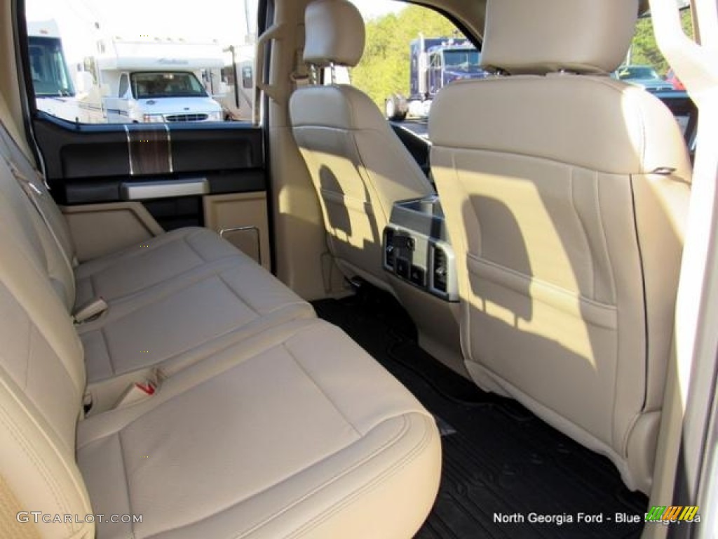 2017 F150 Lariat SuperCrew 4X4 - Oxford White / Light Camel photo #35