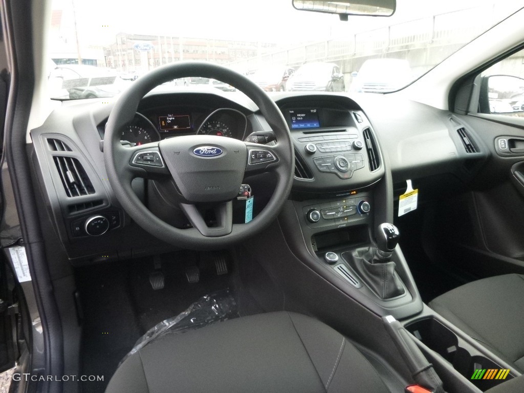 Charcoal Black Interior 2017 Ford Focus S Sedan Photo #117855490