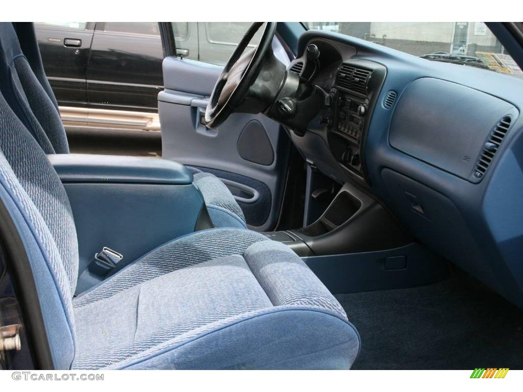 1995 Dark Lapis Blue Metallic Ford Explorer Xlt 4x4 11764399