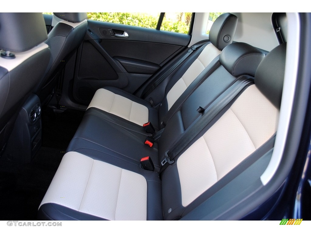 2016 Volkswagen Tiguan S Rear Seat Photos
