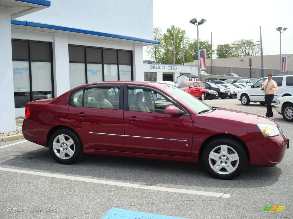 2006 Malibu LT V6 Sedan - Sport Red Metallic / Cashmere Beige photo #5