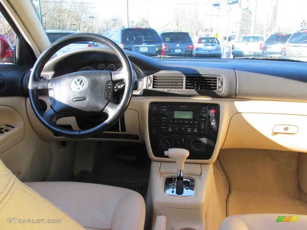 2002 Passat GLS Sedan - Colorado Red Pearl / Beige photo #10