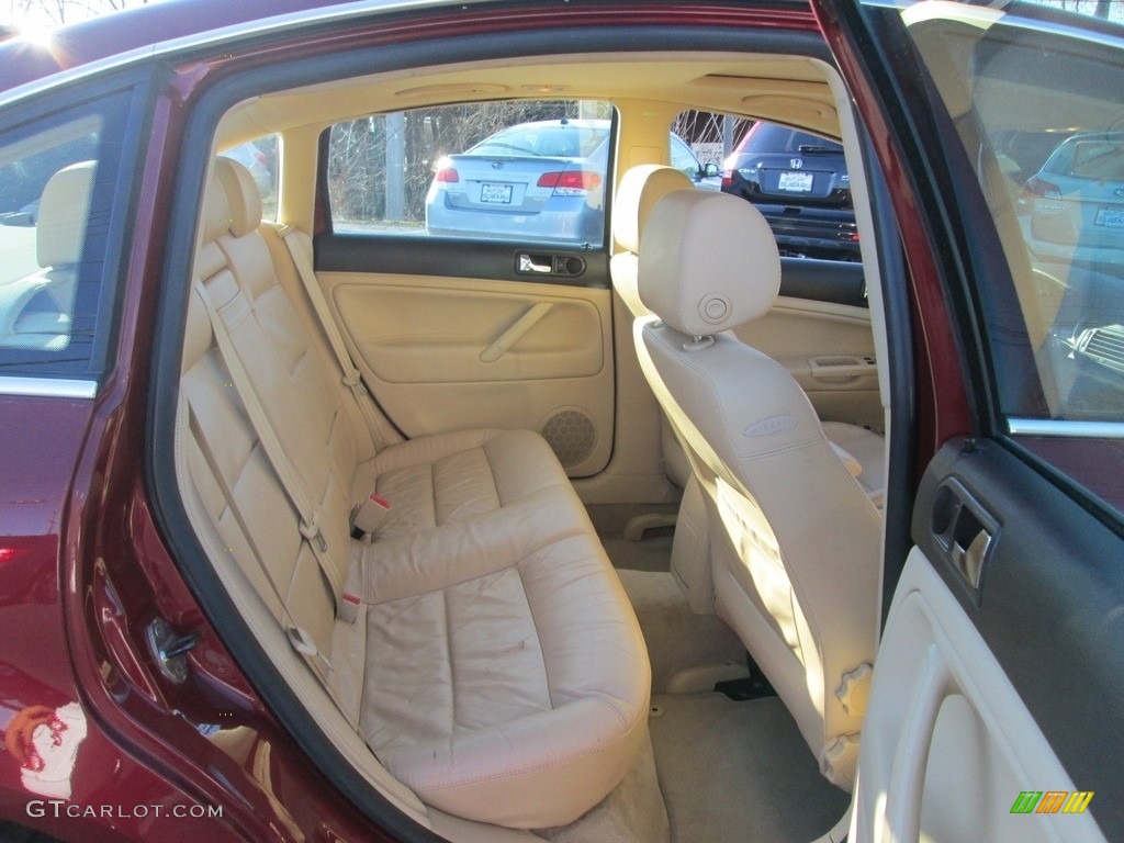 2002 Passat GLS Sedan - Colorado Red Pearl / Beige photo #18