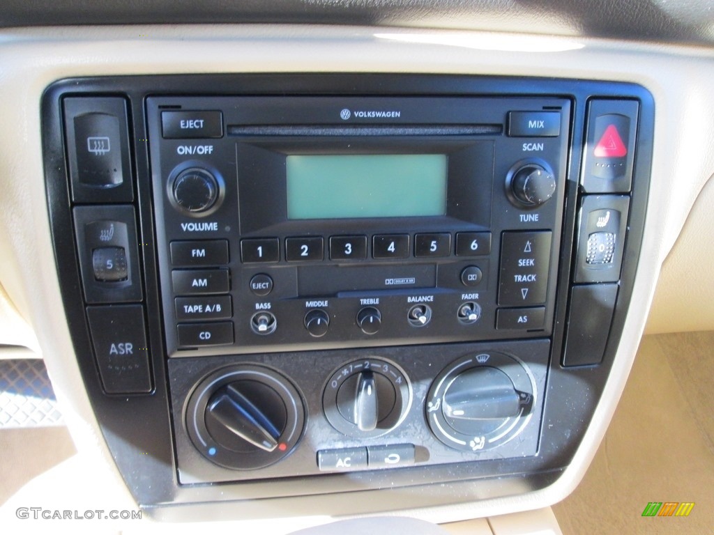 2002 Passat GLS Sedan - Colorado Red Pearl / Beige photo #25
