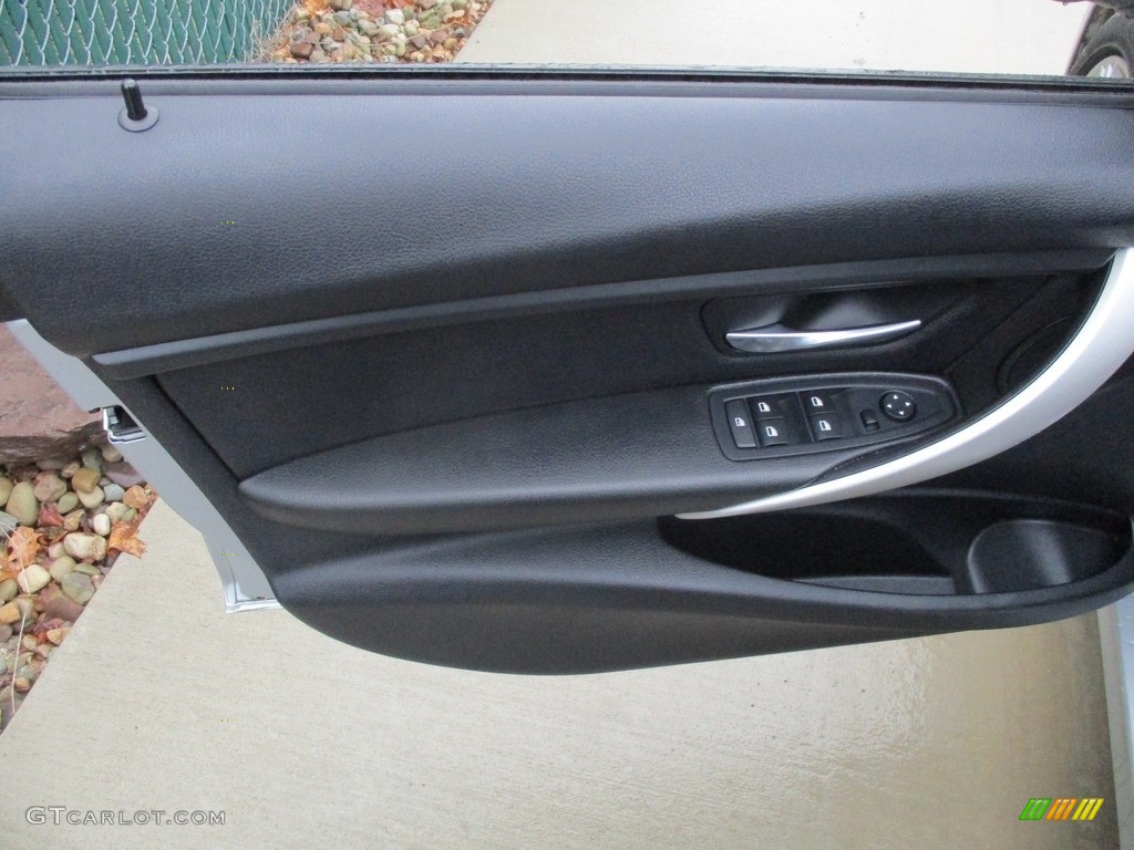 2014 3 Series 320i xDrive Sedan - Glacier Silver Metallic / Black photo #10