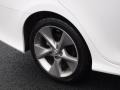 Super White - Camry SE Photo No. 3