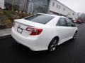 Super White - Camry SE Photo No. 10