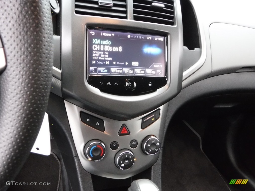 2015 Sonic LT Sedan - Dragon Green Metallic / Jet Black/Dark Titanium photo #16