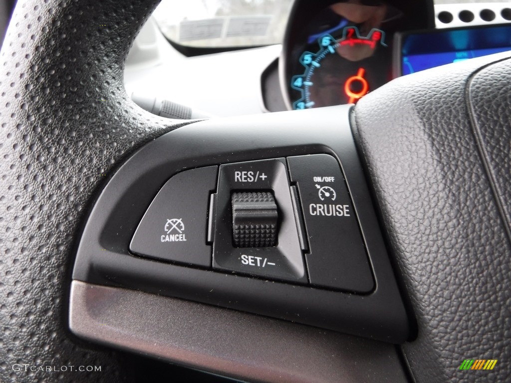 2015 Sonic LT Sedan - Dragon Green Metallic / Jet Black/Dark Titanium photo #23