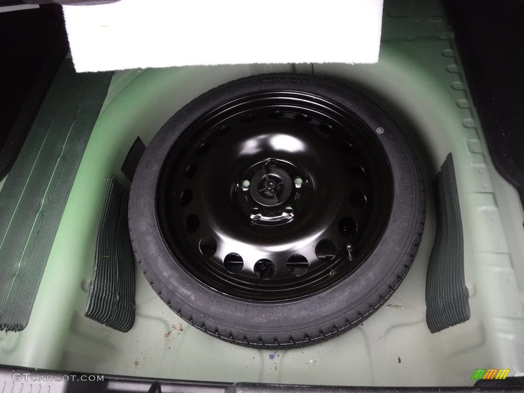 2015 Sonic LT Sedan - Dragon Green Metallic / Jet Black/Dark Titanium photo #29