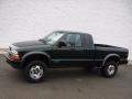 2001 Forest Green Metallic Chevrolet S10 LS Extended Cab 4x4  photo #2