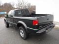 2001 Forest Green Metallic Chevrolet S10 LS Extended Cab 4x4  photo #9