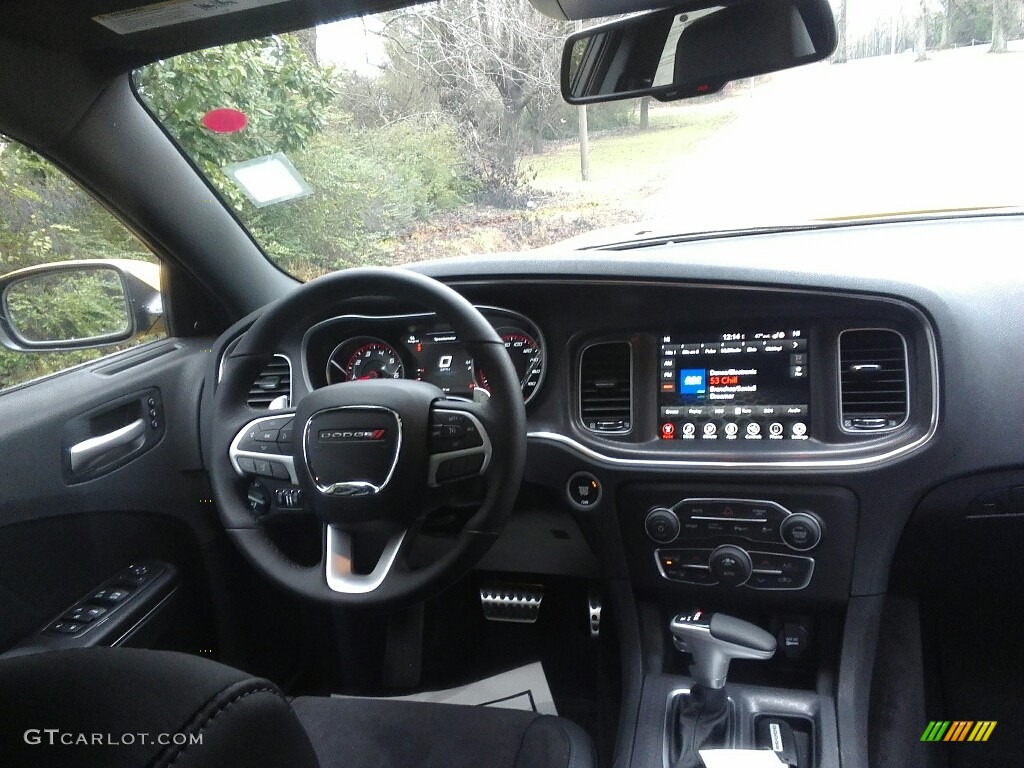2017 Dodge Charger R/T Scat Pack Black Dashboard Photo #117882445