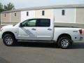 2004 White Nissan Titan LE Crew Cab 4x4  photo #6