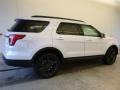 2017 White Platinum Ford Explorer XLT 4WD  photo #3