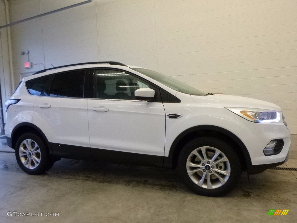 2017 Escape SE 4WD - Oxford White / Charcoal Black photo #1