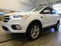 2017 Oxford White Ford Escape SE 4WD  photo #6
