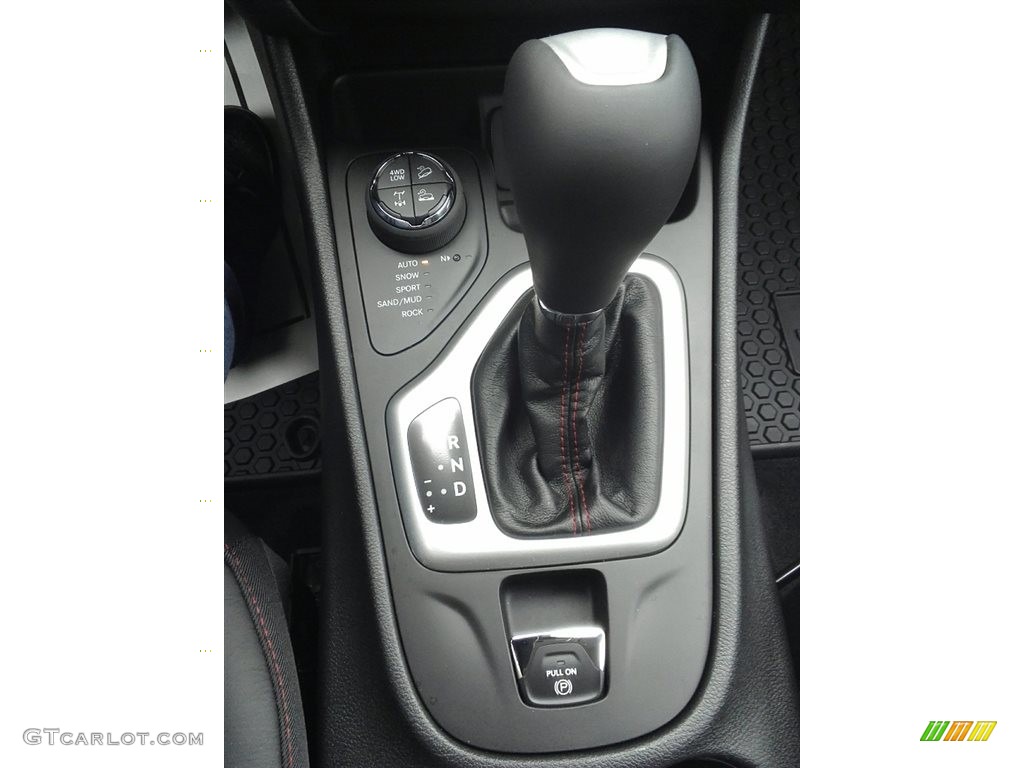 2017 Jeep Cherokee Trailhawk 4x4 9 Speed Automatic Transmission Photo #117886060