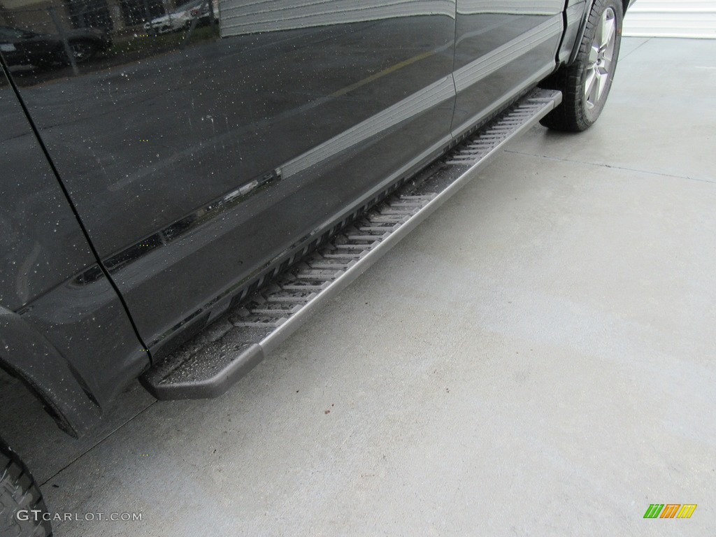 2017 F150 Lariat SuperCrew 4X4 - Shadow Black / Black photo #12