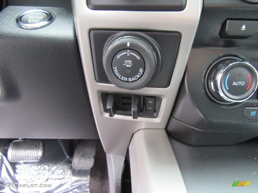 2017 F150 Lariat SuperCrew 4X4 - Shadow Black / Black photo #30