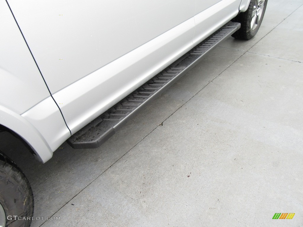 2017 F150 Lariat SuperCrew 4X4 - Ingot Silver / Earth Gray photo #12