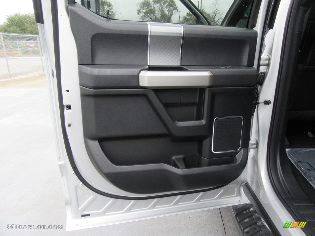 2017 F150 Lariat SuperCrew 4X4 - Ingot Silver / Earth Gray photo #17