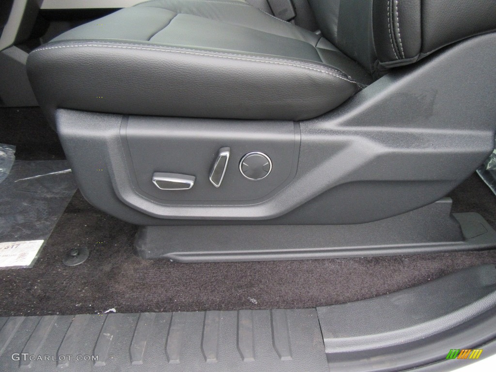 2017 F150 Lariat SuperCrew 4X4 - Ingot Silver / Earth Gray photo #22