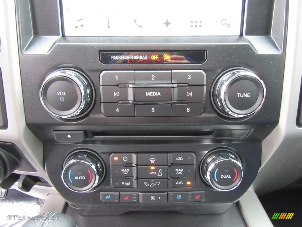 2017 F150 Lariat SuperCrew 4X4 - Ingot Silver / Earth Gray photo #27