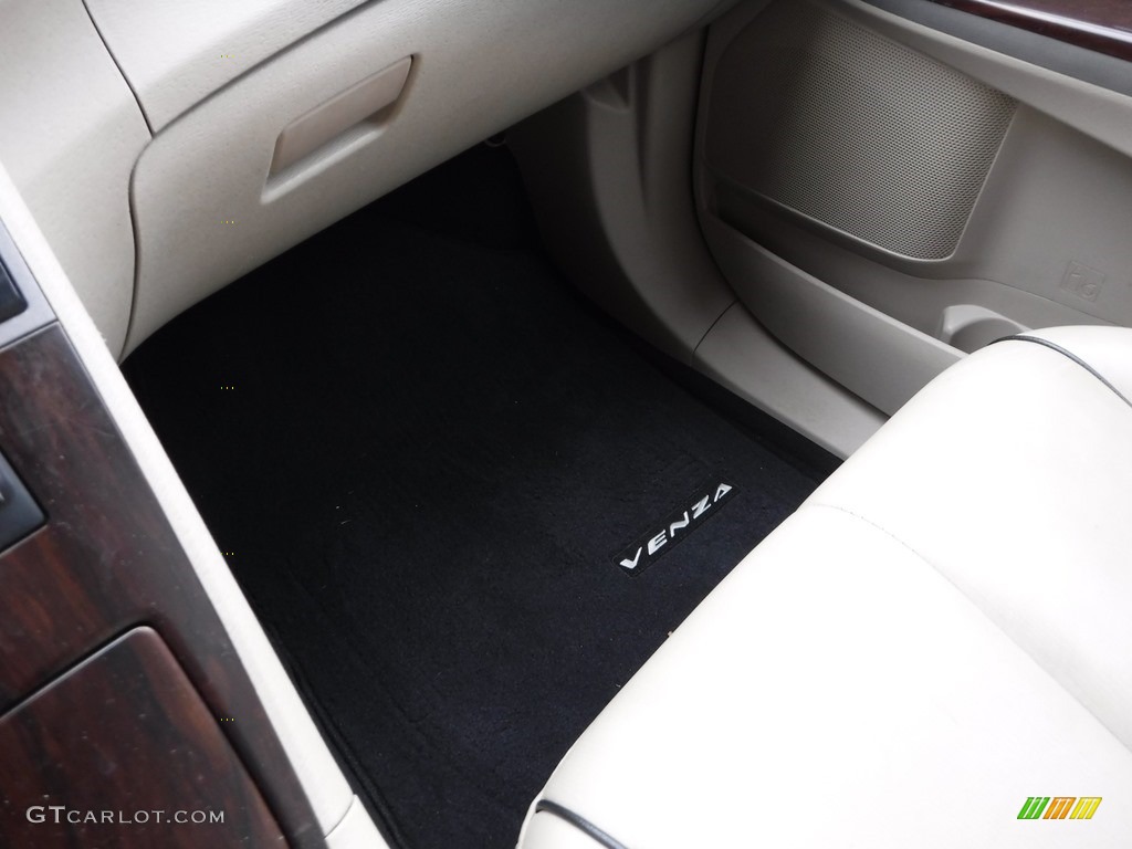 2014 Venza XLE AWD - Attitude Black Metallic / Ivory photo #17